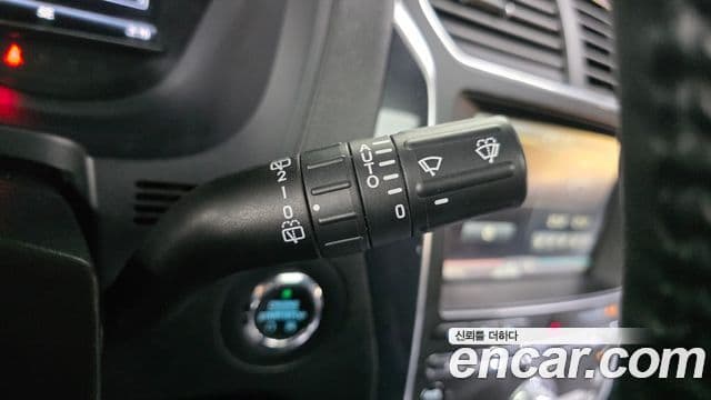 Ford Explorer 5세대, 2016 18