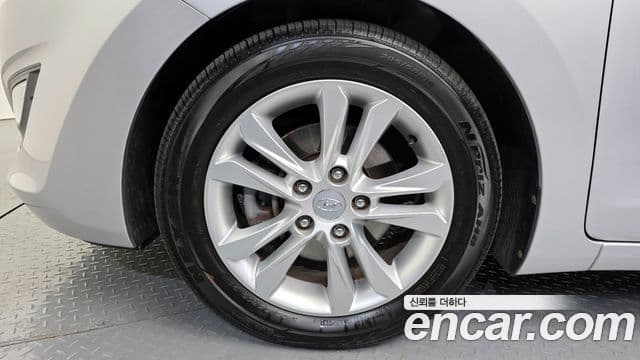 Hyundai i30(новый кузов / новое поколение) дизель 1.6 VGT PYL, 2014 все фото