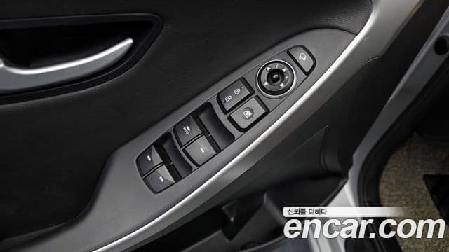 Hyundai i30(новый кузов / новое поколение) дизель 1.6 VGT PYL, 2014 11