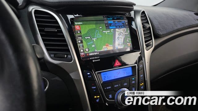 Hyundai i30(новый кузов / новое поколение) дизель 1.6 VGT PYL, 2014 14