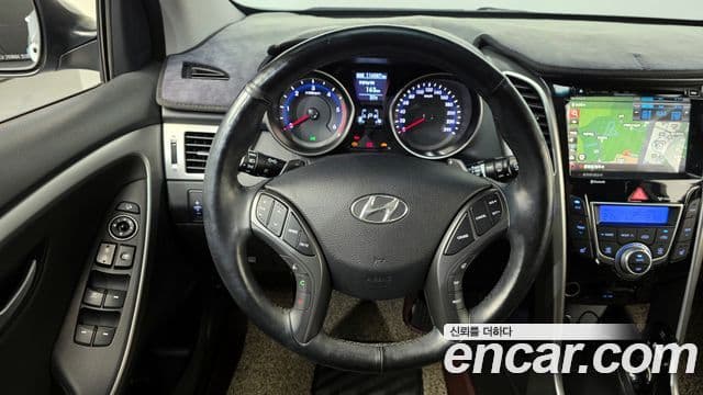 Hyundai i30(новый кузов / новое поколение) дизель 1.6 VGT PYL, 2014 17