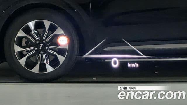 Genesis GV60 Standard AWD, 2023 8