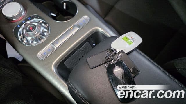 Genesis GV60 Standard AWD, 2023 13