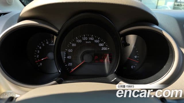 Kia Ray Luxury, 2012 8