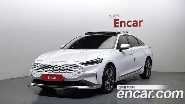 Kia K8 гибрид Signature, 2022 1