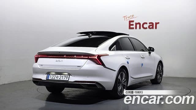 Kia K8 гибрид Signature, 2022 2