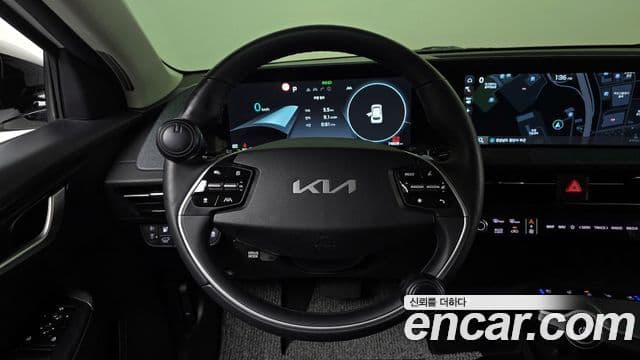 Kia EV6 Air, 2023 13