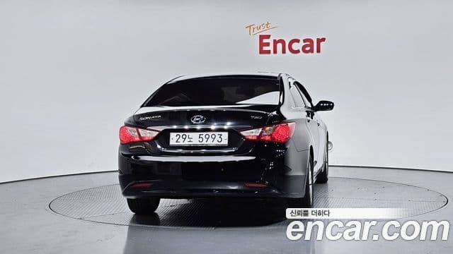 Hyundai YF Sonata LPI top, 2011 4