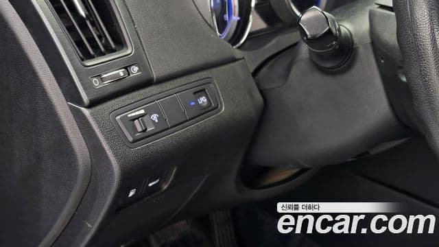 Hyundai YF Sonata LPI top, 2011 13