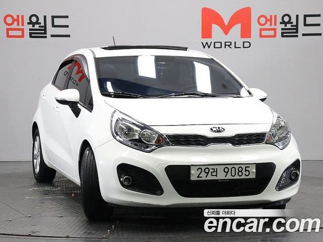 Kia All New Pride Luxury, 2014 2