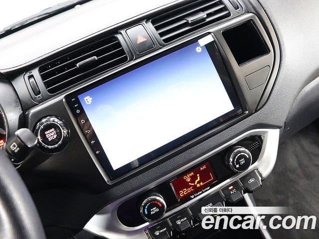 Kia All New Pride Luxury, 2014 8