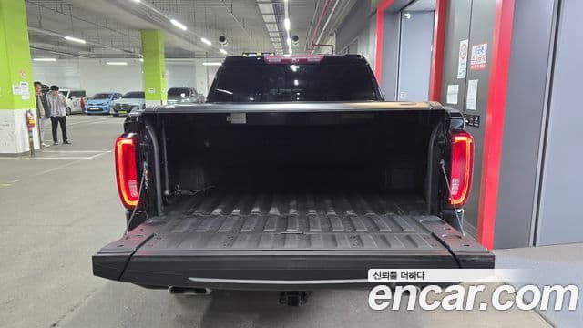 GMC 시에라 드날리-X, 2023 19