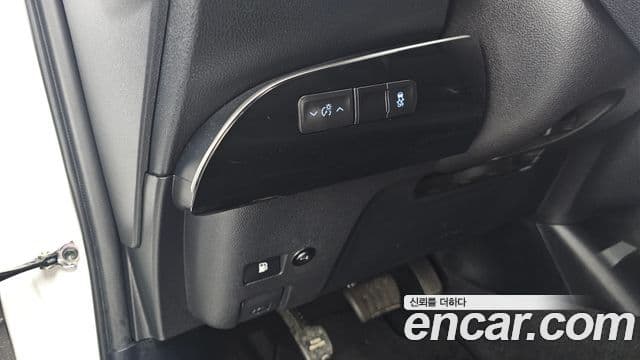 Toyota 프리우스 4세대, 2019 18