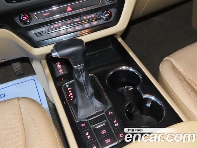 Kia The / новый New Carnival Special, 2019 9