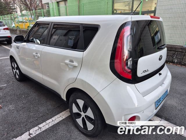 Kia Soul EV, 2018 11