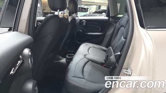 Mini Cooper 3세대, 2022 12