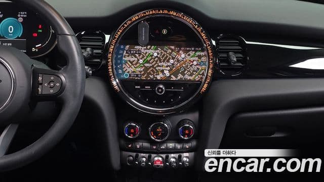 Mini Cooper 3세대, 2022 14