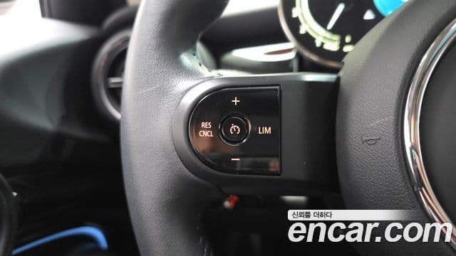 Mini Cooper 3세대, 2022 19