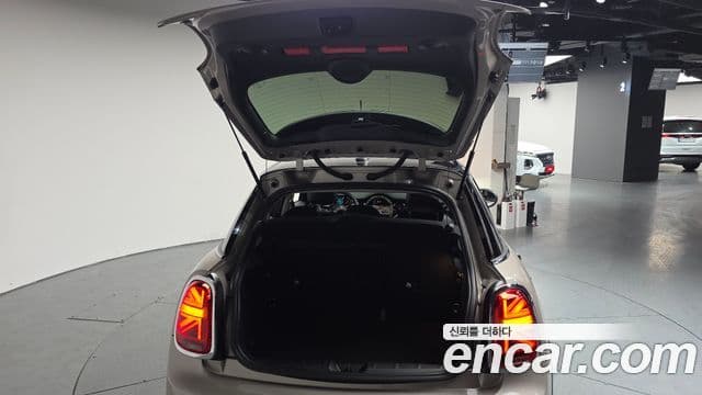 Mini Cooper 3세대, 2022 20