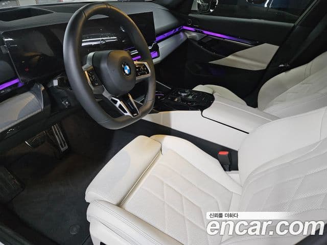 BMW 5시리즈 (G60) 520i M Sport, 2025 10