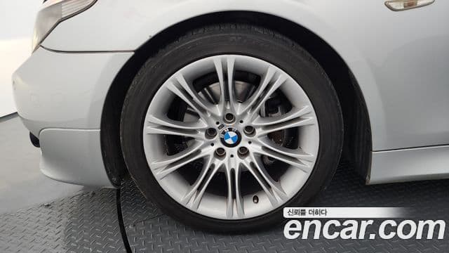 BMW 5시리즈 (E60) 530i седан Sport, 2005 все фото
