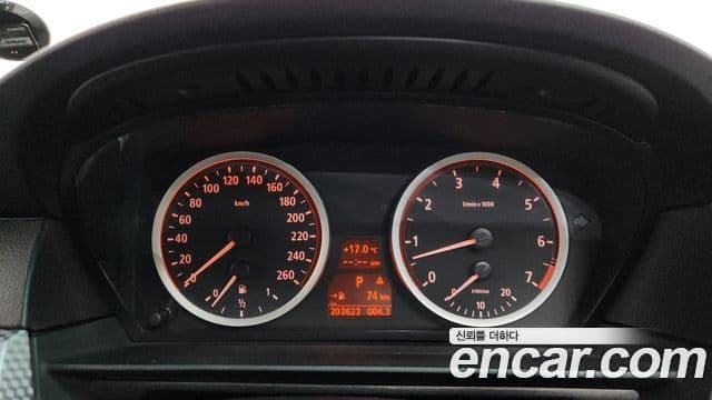 BMW 5시리즈 (E60) 530i седан Sport, 2005 8