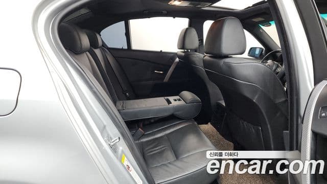 BMW 5시리즈 (E60) 530i седан Sport, 2005 12