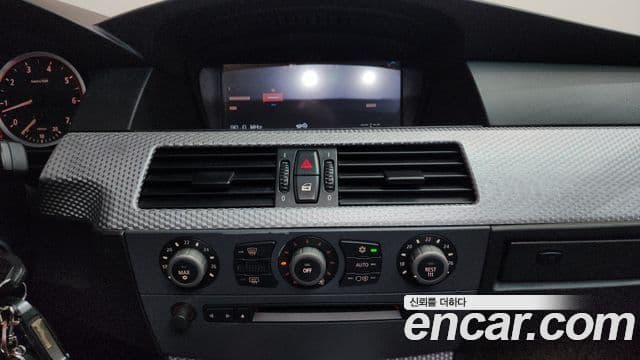 BMW 5시리즈 (E60) 530i седан Sport, 2005 15