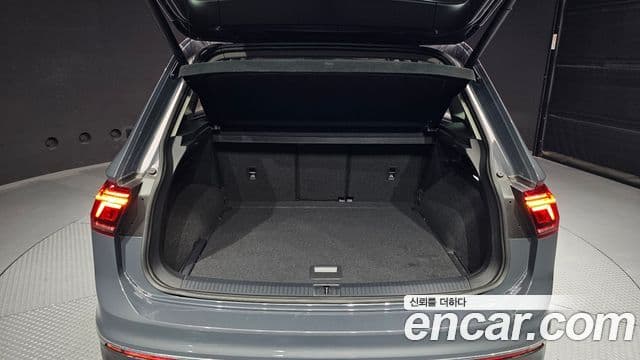 Volkswagen Tiguan 2세대 Prestige, 2024 20