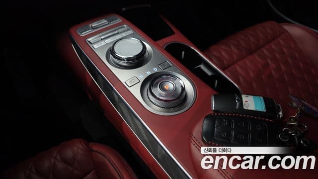 Genesis GV70, 2021 9