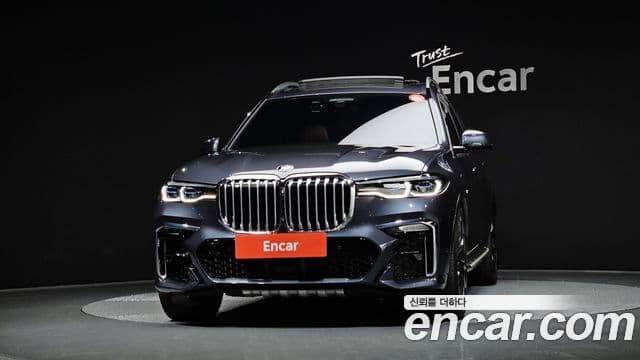 BMW X7 (G07) xDrive 30d M Sport 6인승, 2020 3