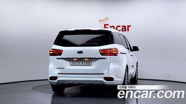 Kia The / новый New Carnival Special, 2020 4