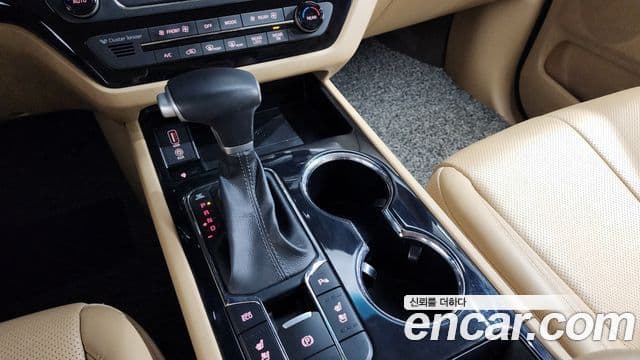 Kia The / новый New Carnival Special, 2020 9