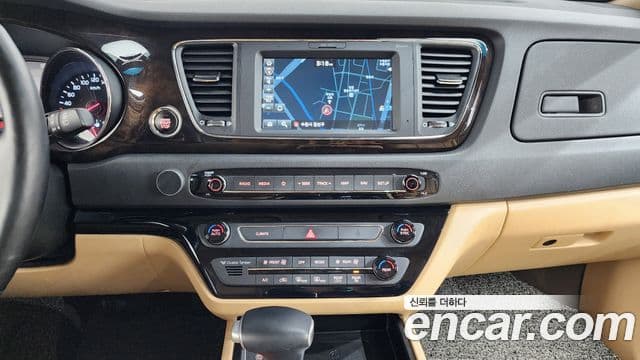 Kia The / новый New Carnival Special, 2020 14