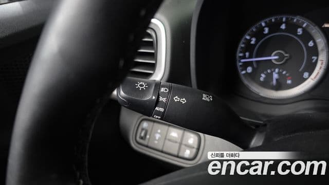 Hyundai Venue Modern, 2021 16