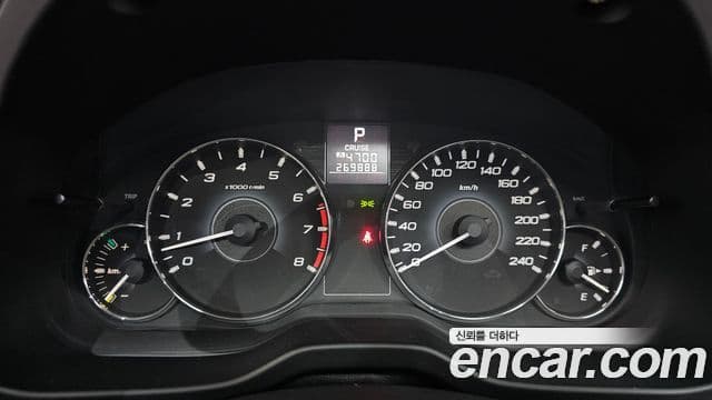Subaru 레거시 2.5i Special Edition, 2011 8