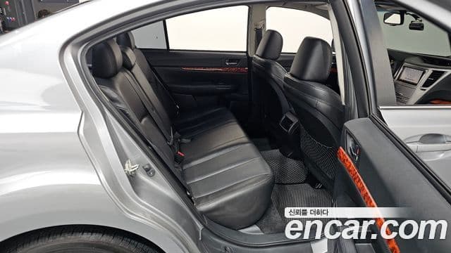 Subaru 레거시 2.5i Special Edition, 2011 12