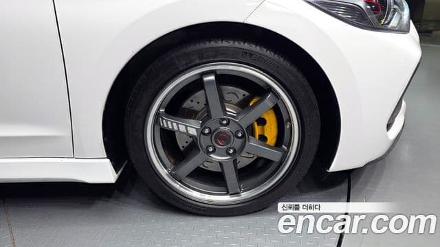 Hyundai Avante AD 1.6 турбо Sport, 2018 все фото