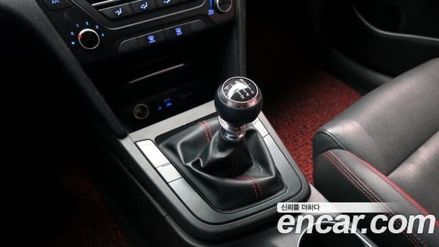 Hyundai Avante AD 1.6 турбо Sport, 2018 9