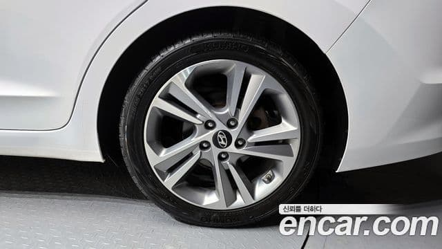 Hyundai Avante AD 1.6 GDI Value Plus, 2018 все фото