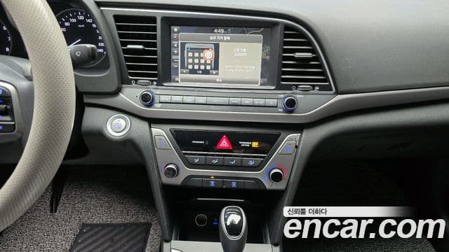 Hyundai Avante AD 1.6 GDI Value Plus, 2018 14