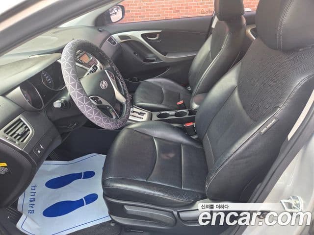 Hyundai Avante MD Luxury, 2012 11