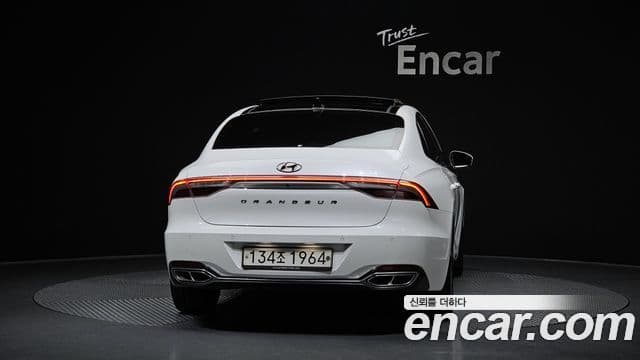 Hyundai The / новый New Grandeur IG гибрид Calligraphy, 2020 4