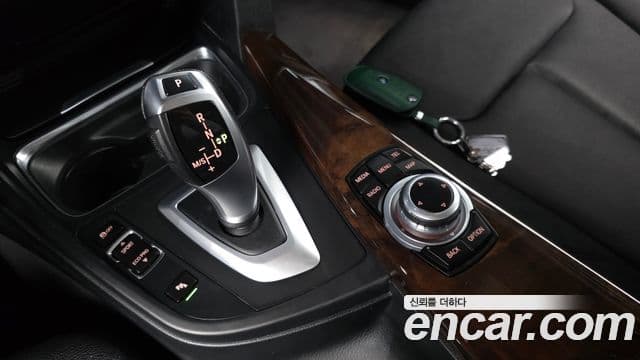 BMW 3시리즈 (F30), 2013 9