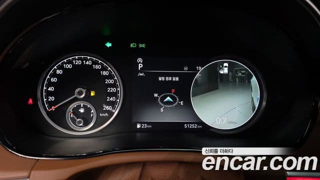 Genesis GV70, 2021 8