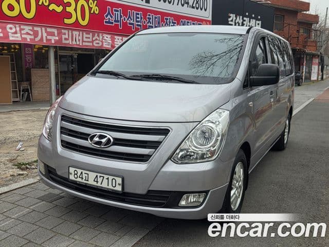 Hyundai Grand Starex Smart, 2017 1