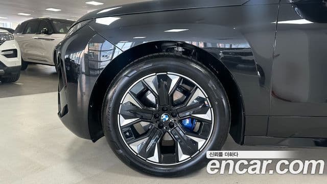 BMW iX xDrive45 M Sport, 2026 все фото