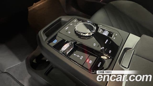 BMW iX xDrive45 M Sport, 2026 9