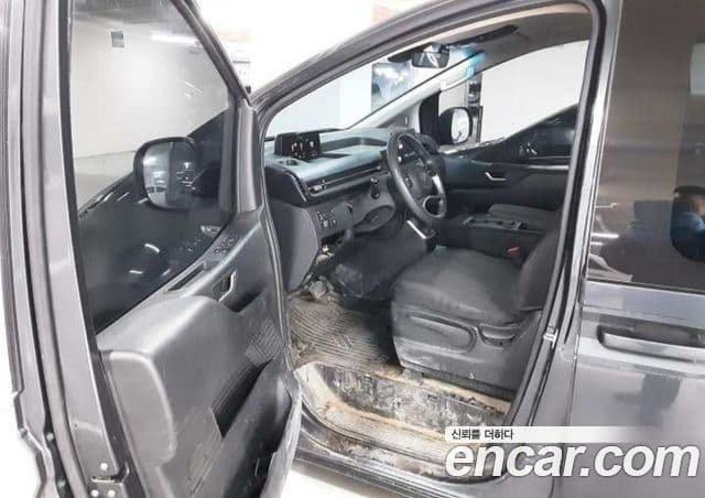 Hyundai Staria Smart, 2022 4