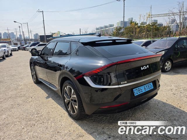 Kia EV6 Air, 2023 4